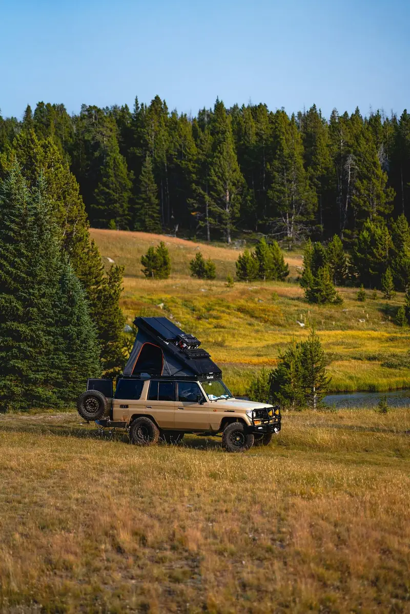 Off-road Land Cruiser in scenic landscape – Joe4x4 adventure rig